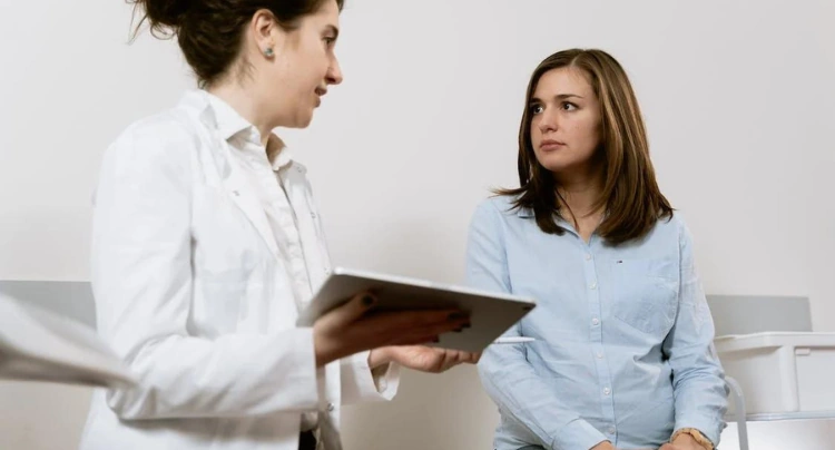 SimplyCast - The Advantages of the Patient Self-Referral