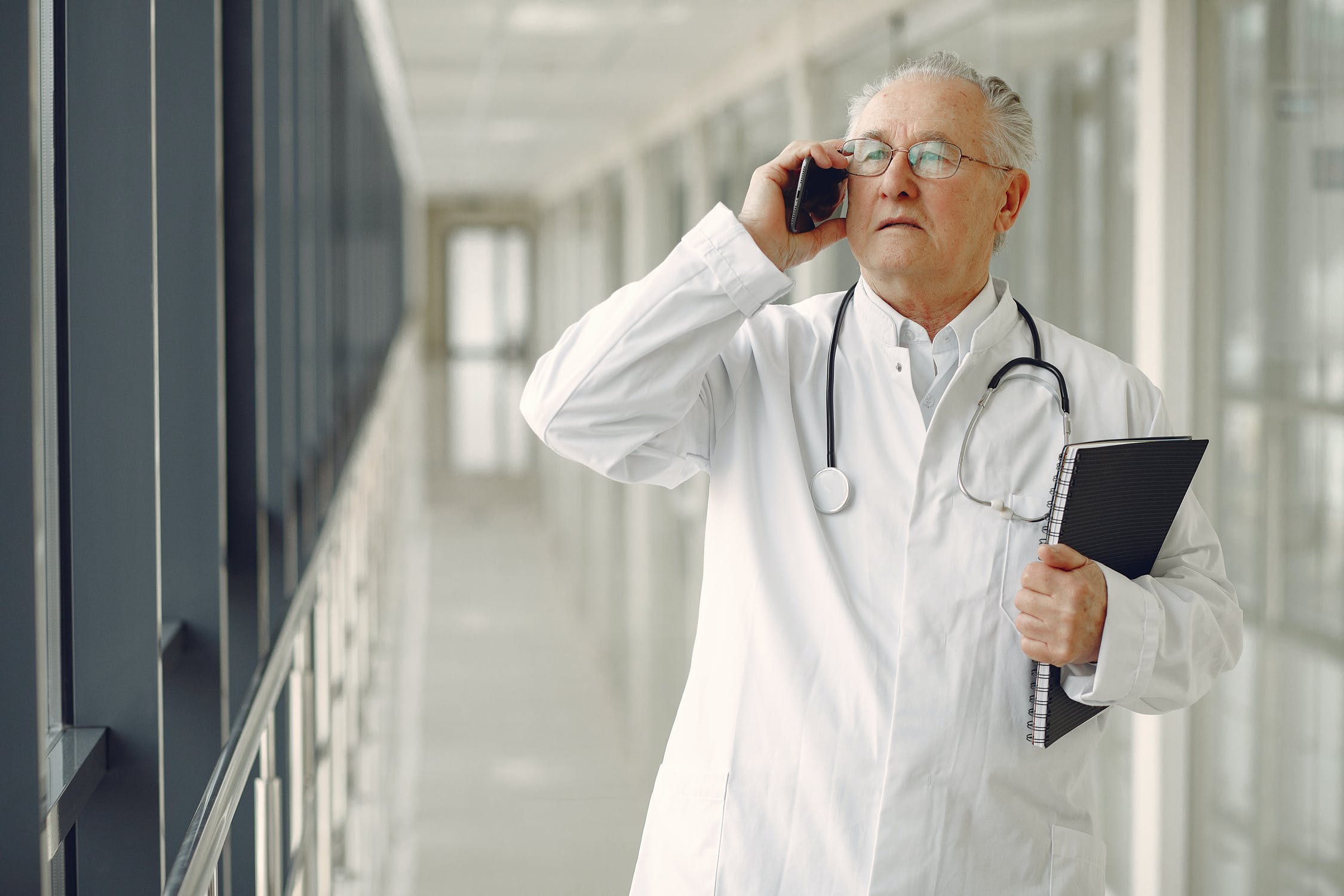 5 Steps to Set Up an Emergency Hospital Staff Recall Solution