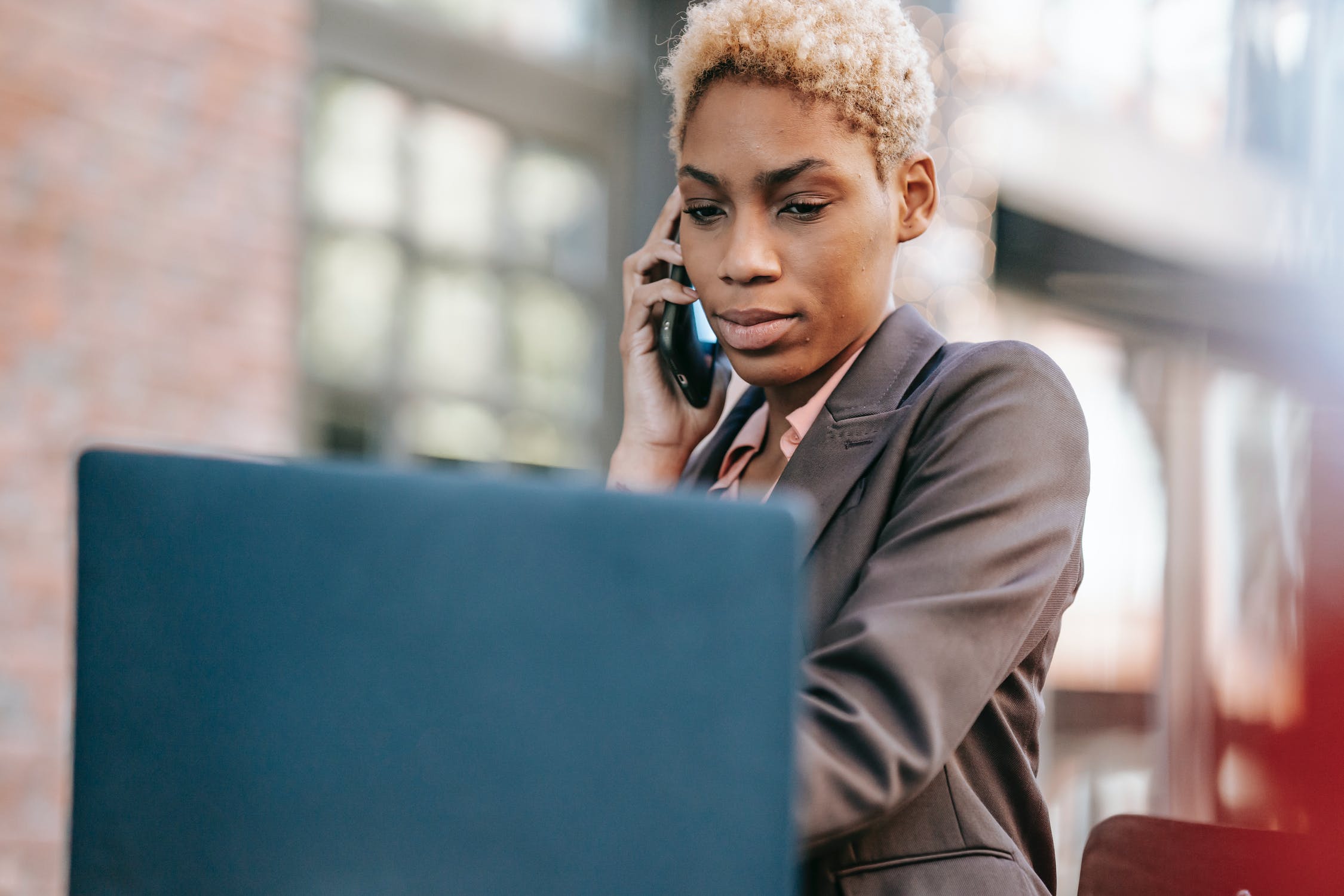 5 Easy Steps for Setting Up a Conference Call